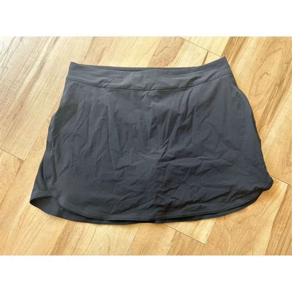 Outdoor voices skort